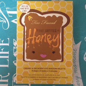 Too Faced PEANUT BUTTER HONEY Shadow Palette